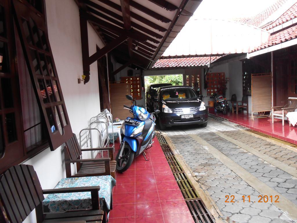 Fortuna Guest House Yogyakarta Dış mekan fotoğraf
